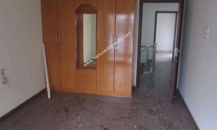 4 BHK Villa for Rent in Palavakkam