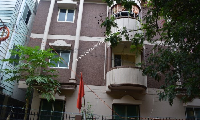 2 BHK Flat for Sale in Adyar