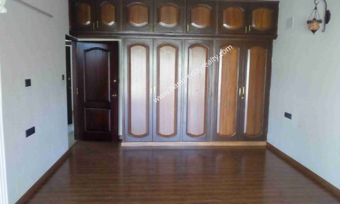 4 BHK Penthouse for Sale in Hennur Road