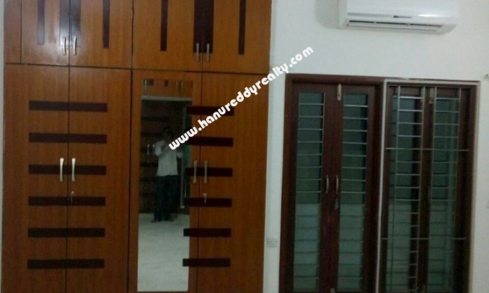 4 BHK Flat for Rent in Alwarpet