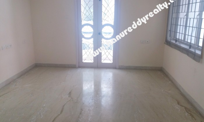 2 BHK Flat for Sale in Alwarpet