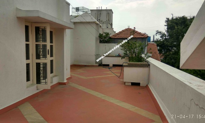 4 BHK Flat for Rent in Indiranagar