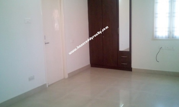 3 BHK Flat for Rent in Mandaveli