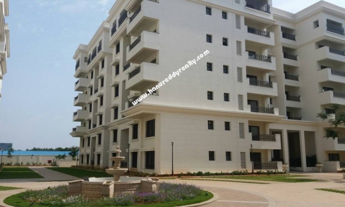 4 BHK Flat for Rent in Old Airport Road