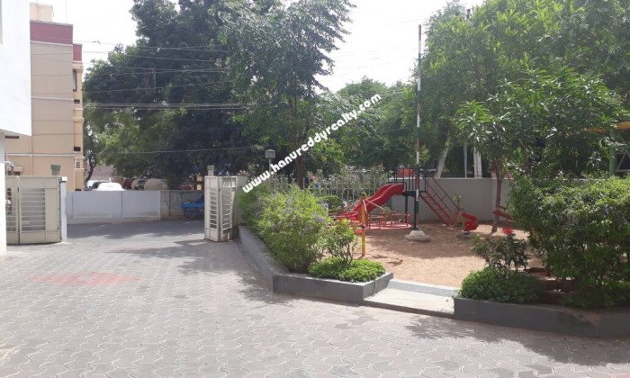 3 BHK Flat for Sale in Puliyakulam