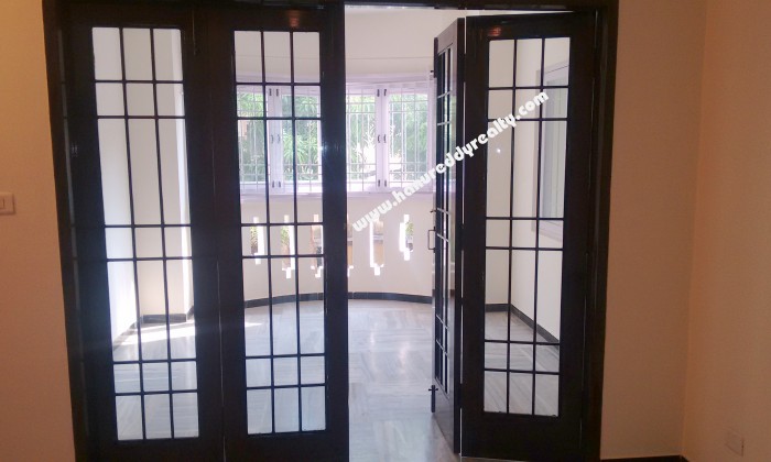 3 BHK Flat for Rent in Nungambakkam