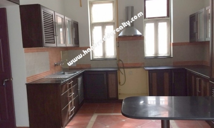 4 BHK Flat for Rent in Abiramapuram