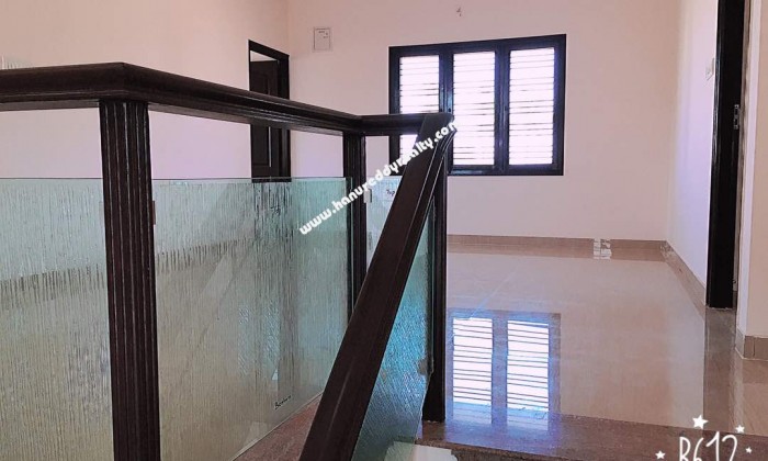 5 BHK Independent House for Sale in Hennur Road