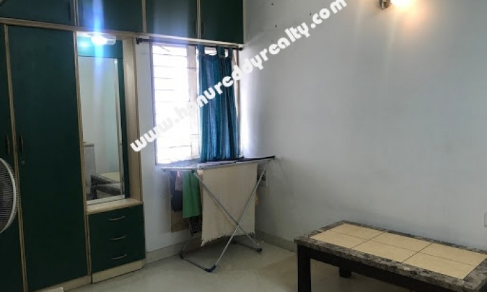 2 BHK Flat for Sale in Virugambakkam