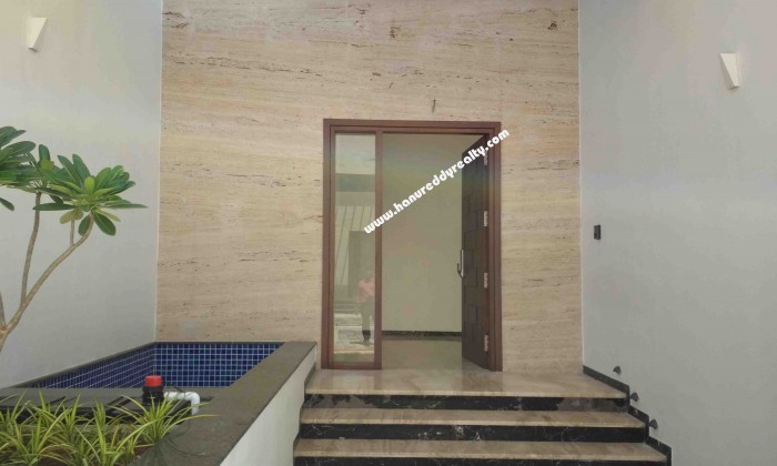 4 BHK Villa for Rent in Injambakkam