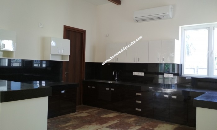 4 BHK Villa for Rent in Injambakkam