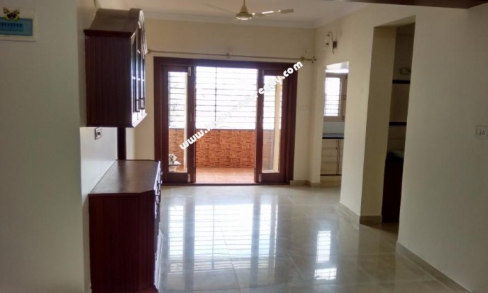 2 BHK Flat for Sale in Old Airport Road