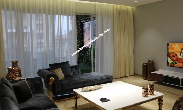 5 BHK Flat for Rent in Magarpatta
