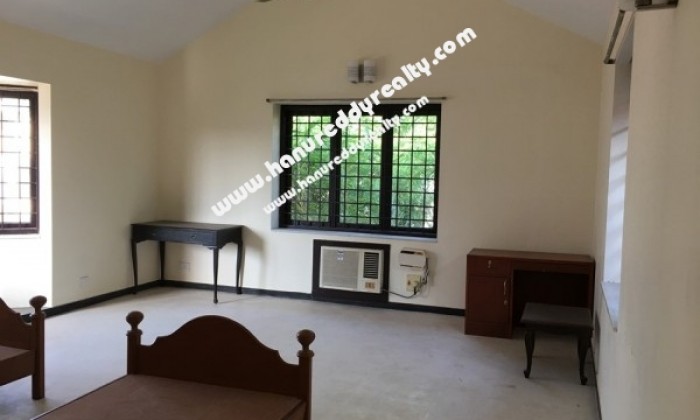 5 BHK Independent House for Sale in Akkarai