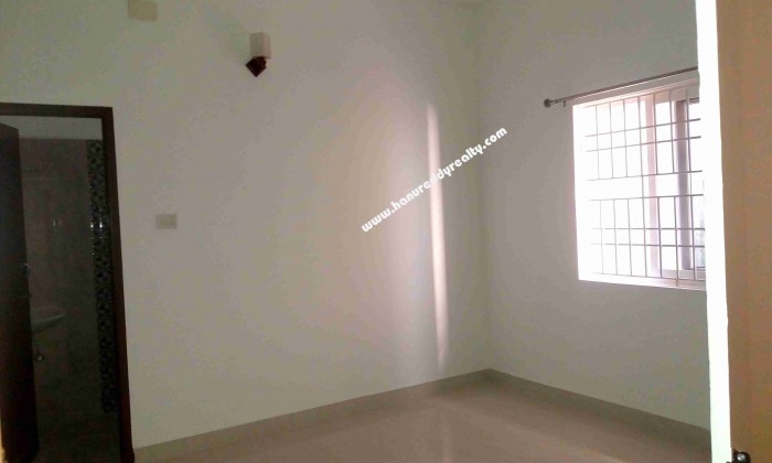 4 BHK Flat for Rent in Kotturpuram