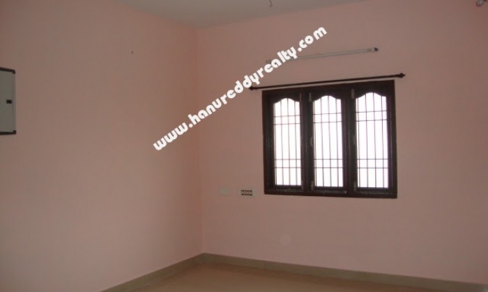 2 BHK Flat for Rent in Maduravoyal