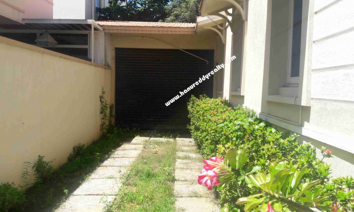 4 BHK Independent House for Rent in Neelankarai