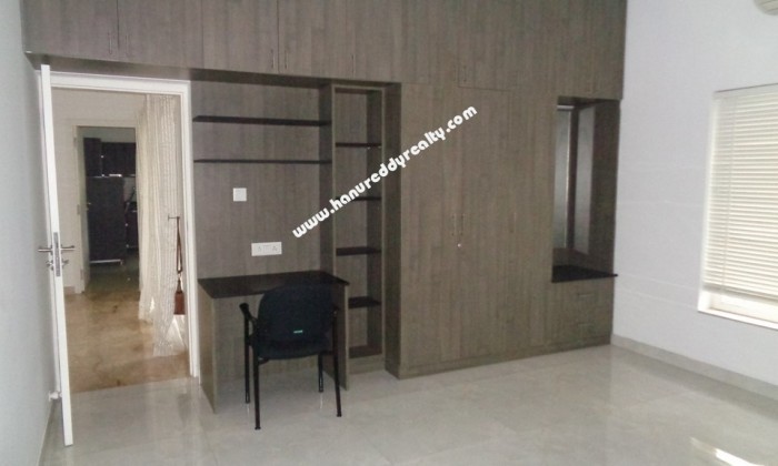 4 BHK Villa for Rent in Neelankarai