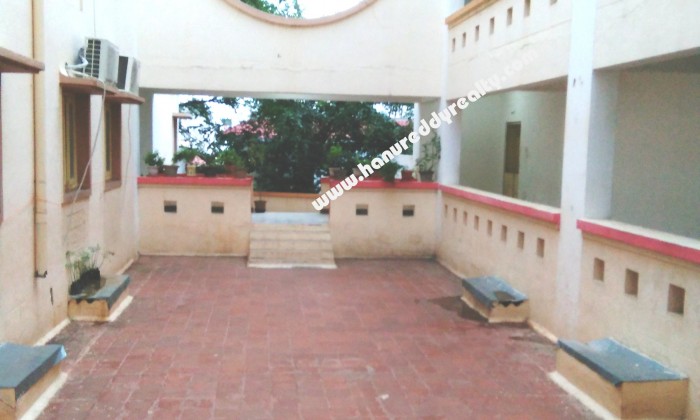 3 BHK Flat for Sale in Saibaba Colony