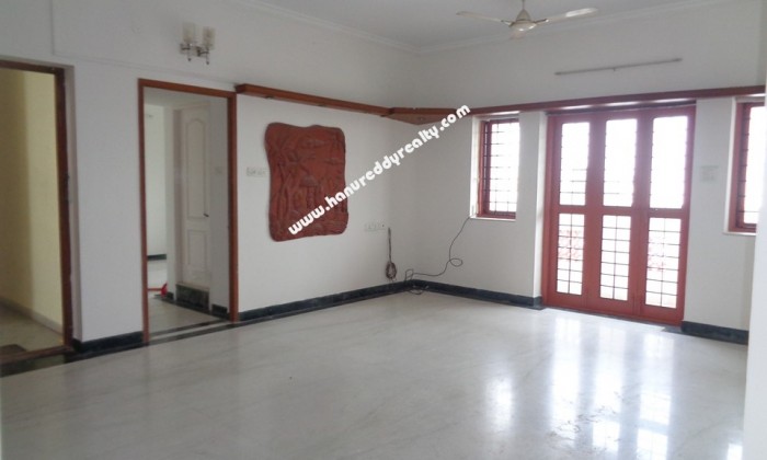 Simple Apartment For Sale In Besant Nagar Posted By Owners with Modern Futniture