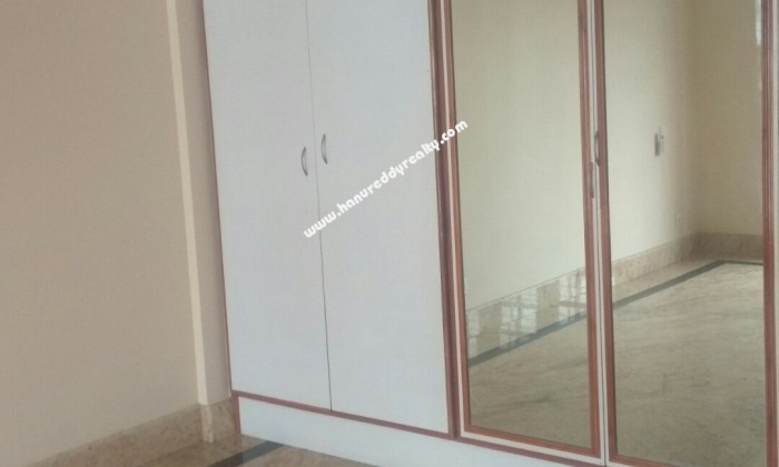 4 BHK Flat for Rent in Indiranagar