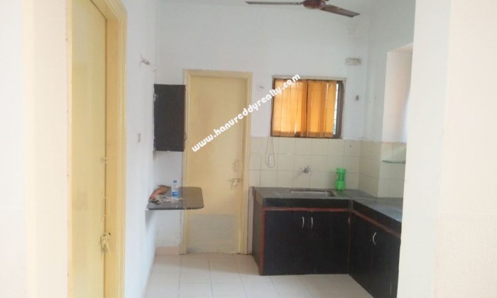 2 BHK Flat for Rent in Uday Baug