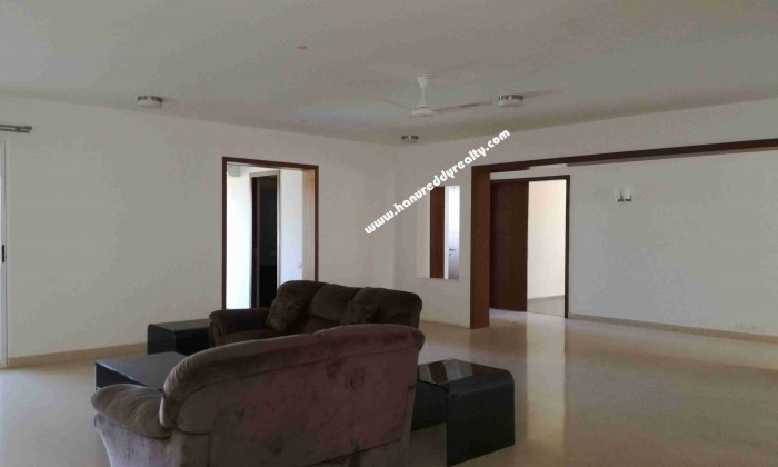 4 BHK Flat for Rent in Yemalur