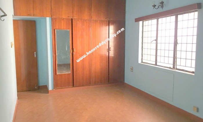 4 BHK Flat for Sale in Adyar