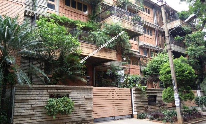4 BHK Flat for Sale in Indiranagar