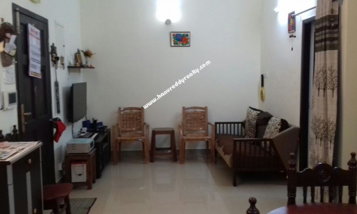 2 BHK Flat for Sale in Mandaveli