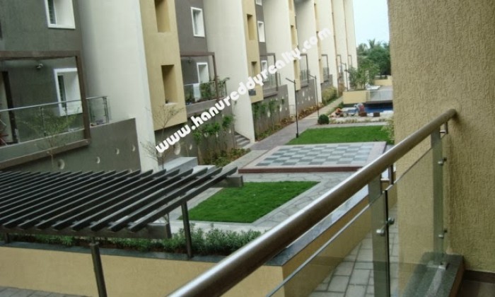 3 BHK Flat for Sale in Sholinganallur