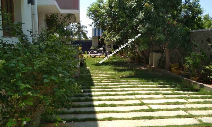 4 BHK Independent House for Rent in Akkarai