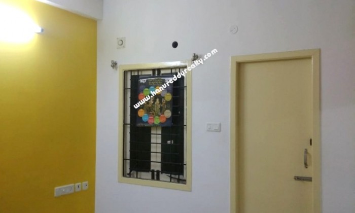 2 BHK Flat for Sale in Semmencherry