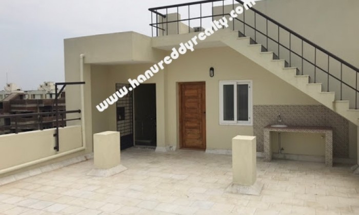 6 BHK Independent House for Sale in Nolambur