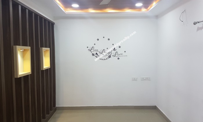 3 BHK Flat for Sale in Manikonda