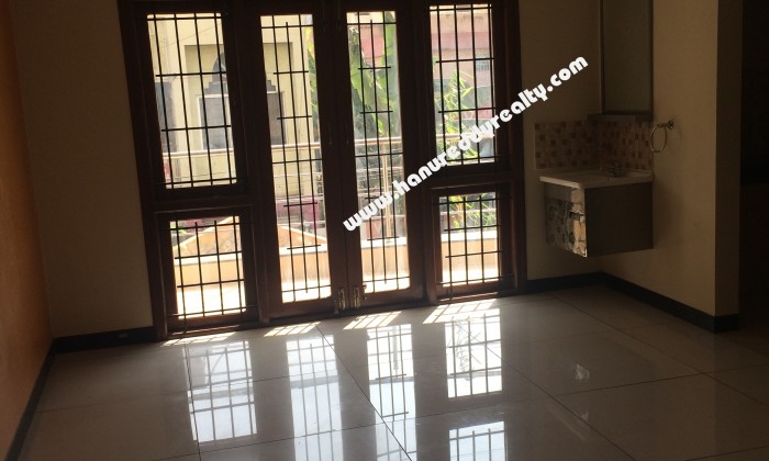 2 BHK Flat for Sale in Saibaba Colony