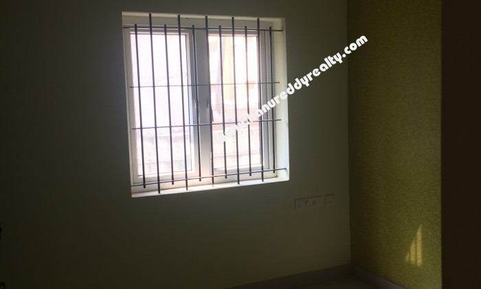 2 BHK Flat for Sale in Saibaba Colony