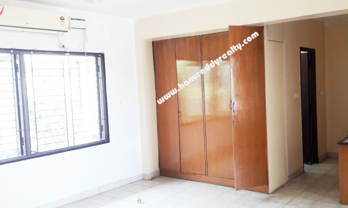 3 BHK Flat for Rent in Nungambakkam