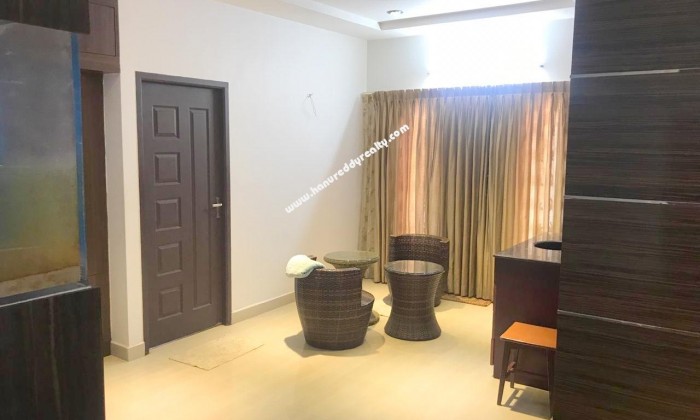 2 BHK Flat for Sale in Uthandi