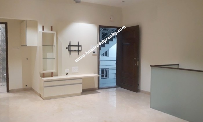 3 BHK Duplex Flat for Rent in Adyar