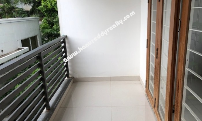 4 BHK Flat for Rent in Raja Annamalaipuram