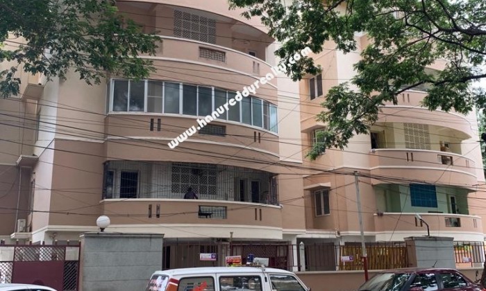 3 BHK Flat for Sale in Saibaba Colony