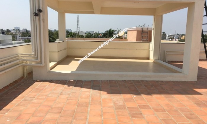 5 BHK Independent House for Sale in Neelankarai