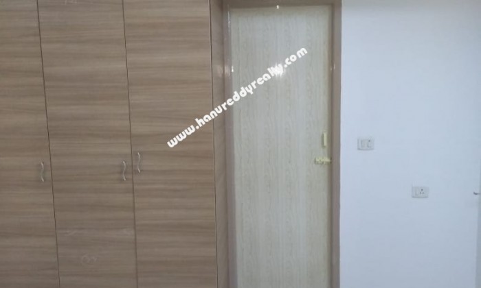 2 BHK Flat for Sale in Manapakkam