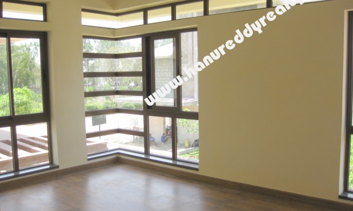 4 BHK Villa for Sale in Navalur