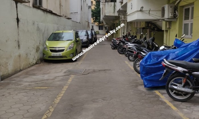 2 BHK Flat for Sale in Nungambakkam