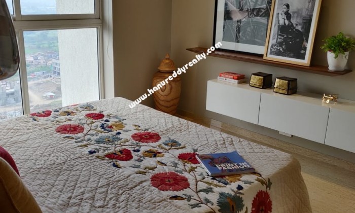 1 BHK Flat for Sale in Mumbai - Pune Highway