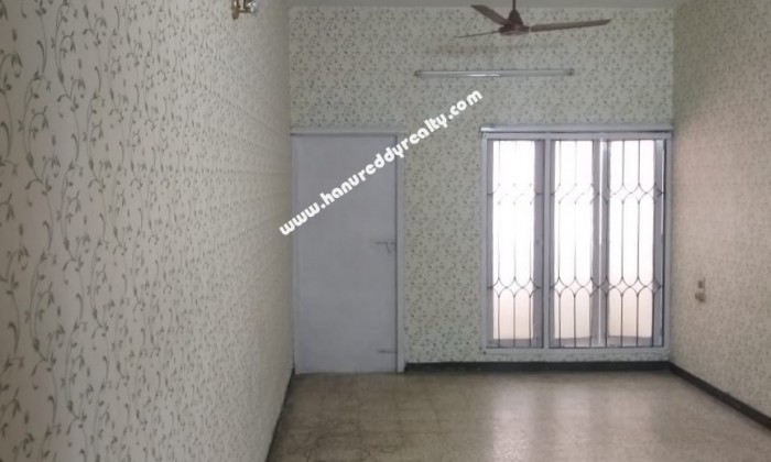 2 BHK Flat for Rent in Adyar