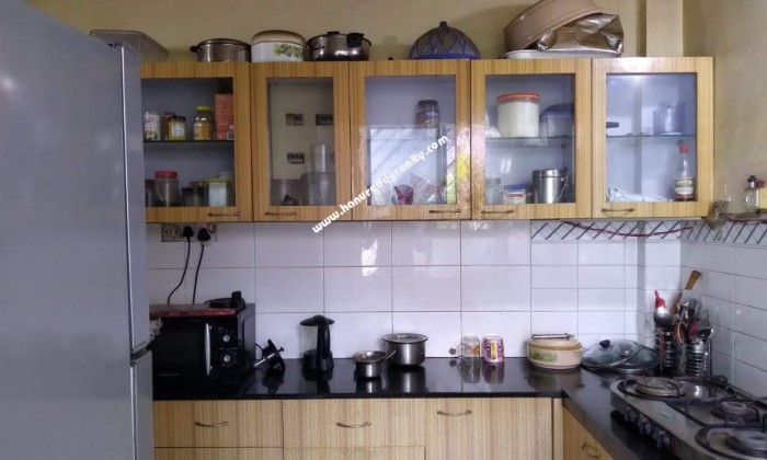 3 BHK Flat for Sale in Wanowarie