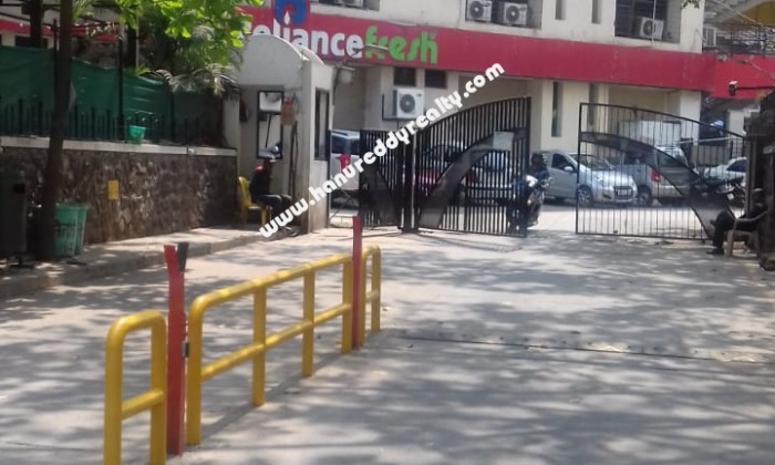 3 BHK Flat for Sale in Wanowarie